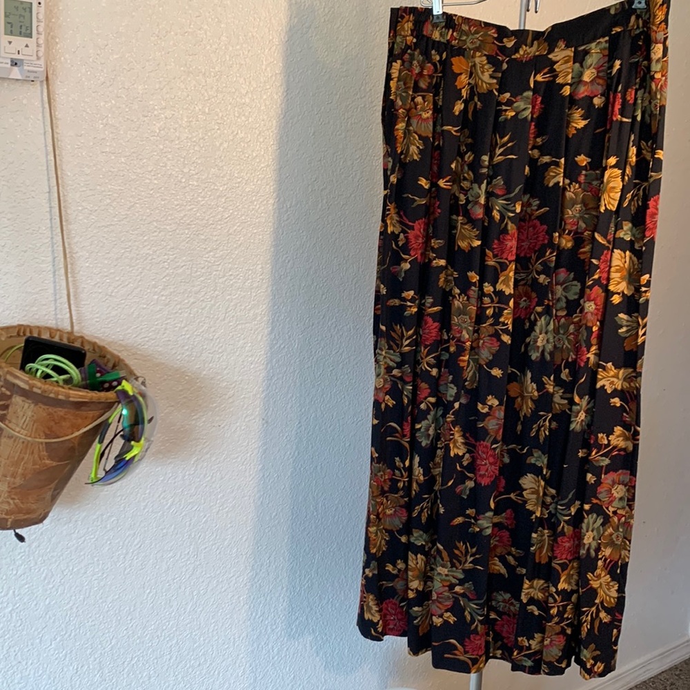 Worthington Tall Skirt